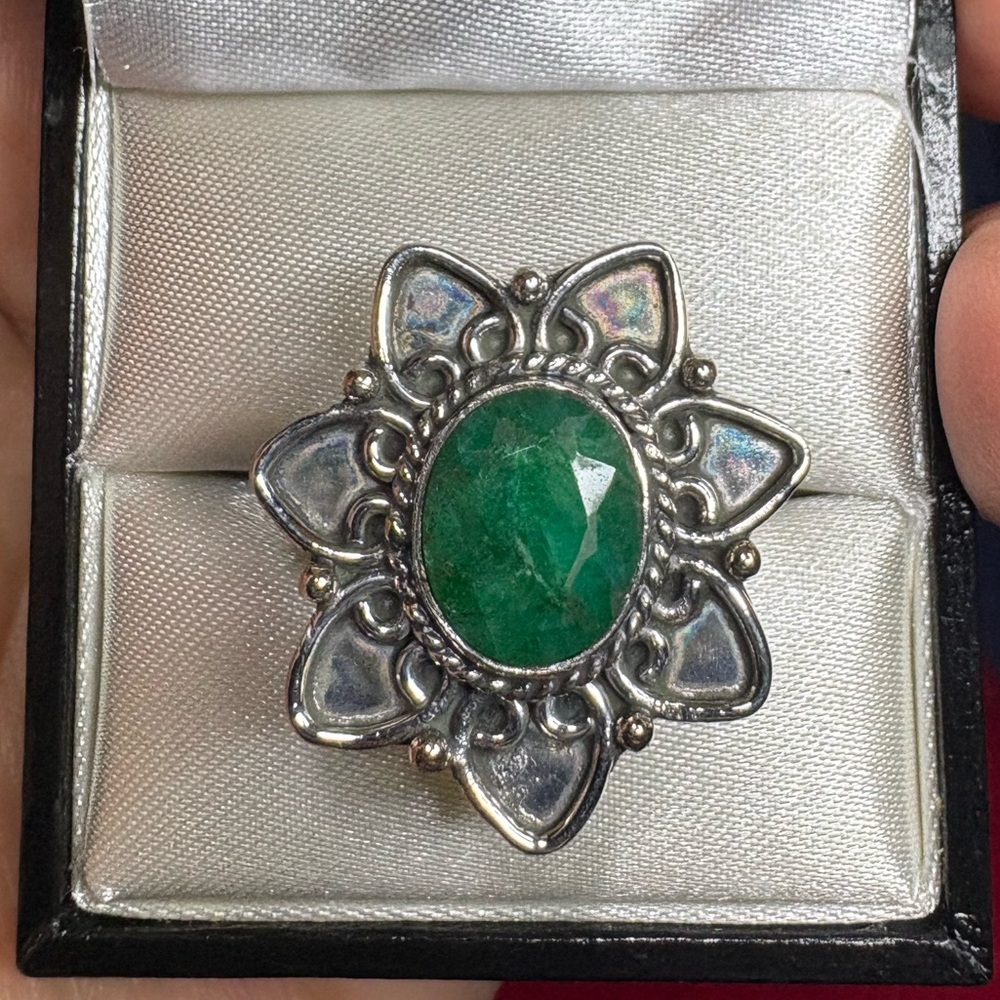 Ring Genuine Emerald Gemstone 925 Sterling Silver Floral Decorative